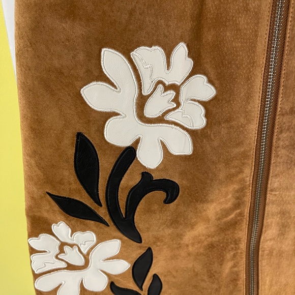 INC suede brown mini skirt size 8 front zipper - Picture 3 of 7